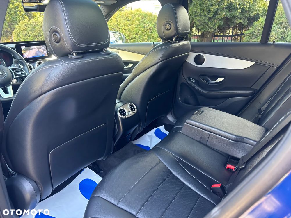 Mercedes-Benz GLC 220 d 4Matic 9G-TRONIC Exclusive - 22