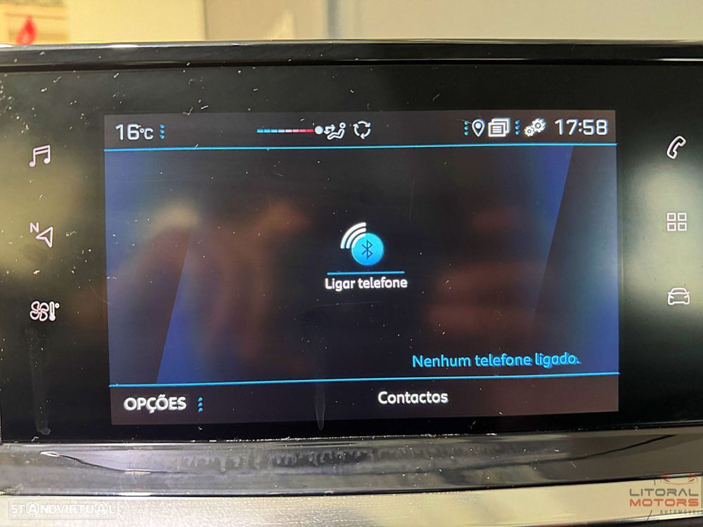 Peugeot 208 1.2 PureTech Active Pack - 31