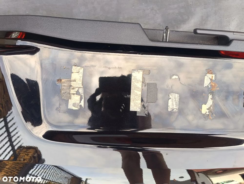Burta bagażnika, burta klapy bagażnika RENAULT KOLEOS I CZARNY TEGXA - 5