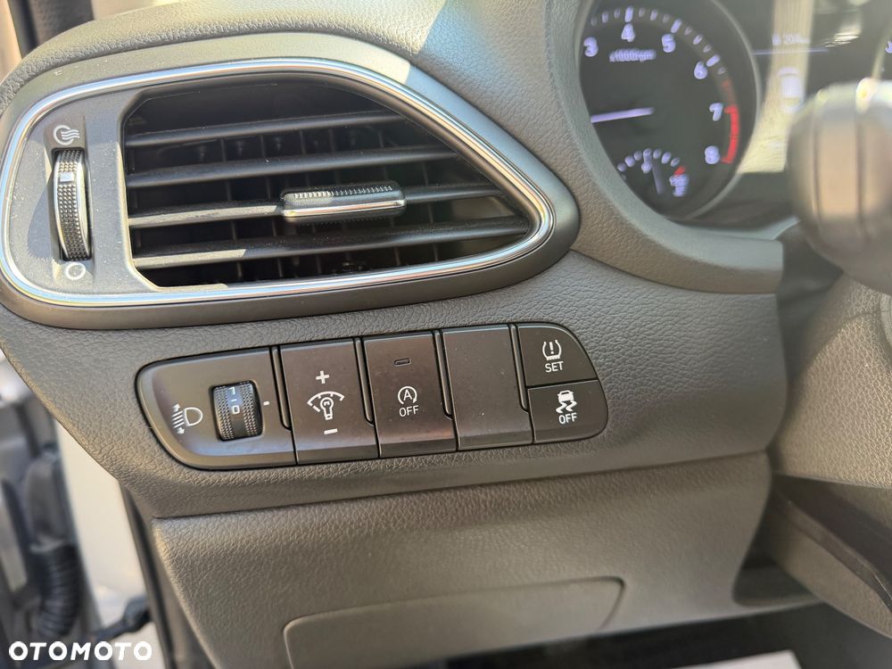 Hyundai i30 1.0 T-GDI Modern - 21