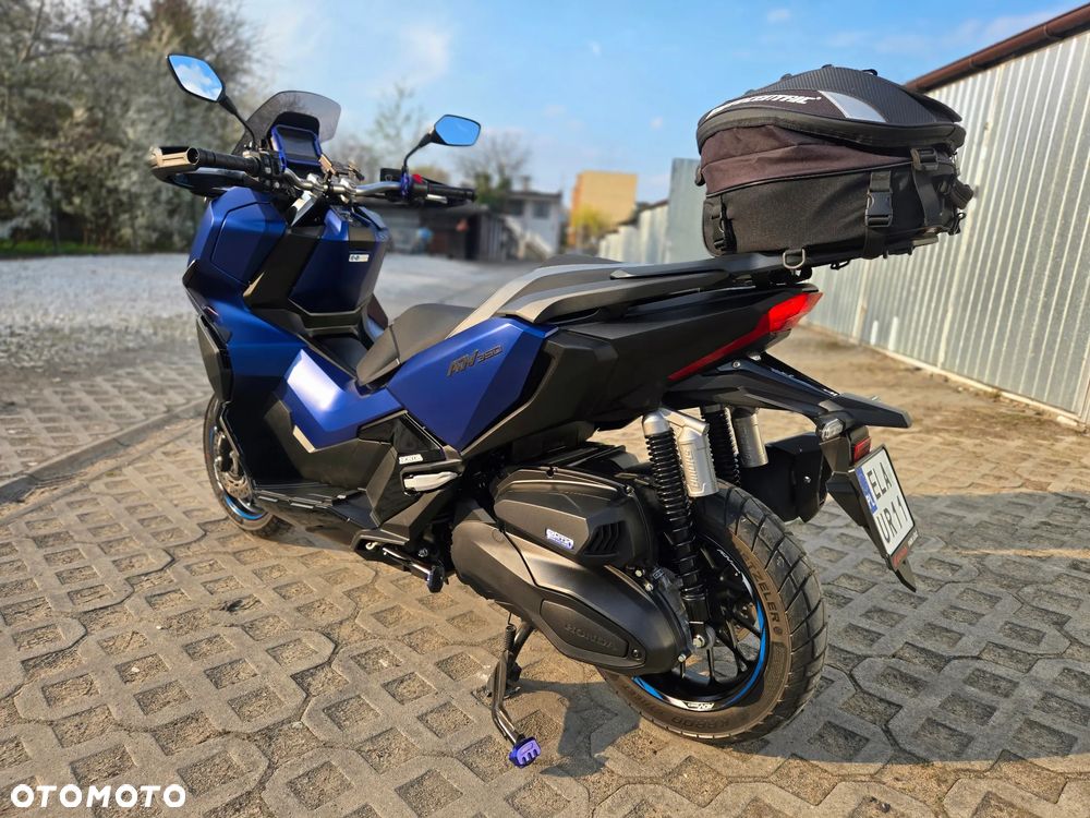 Honda ADV350 - 19