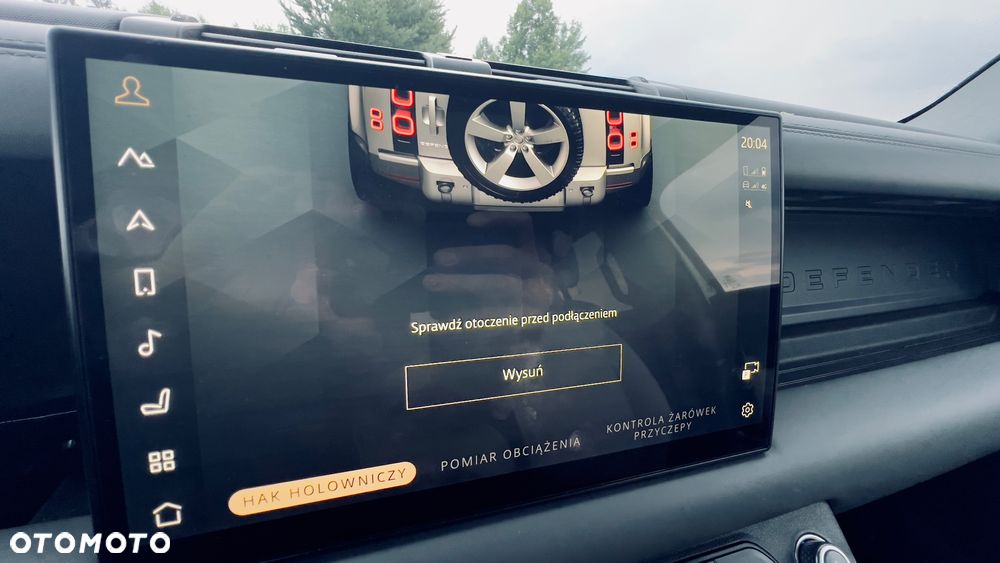 Land Rover Defender - 18
