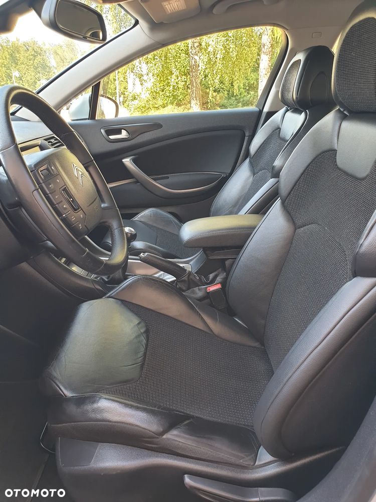 Citroën C5 2.0 HDi Confort Equilibre Navi - 23