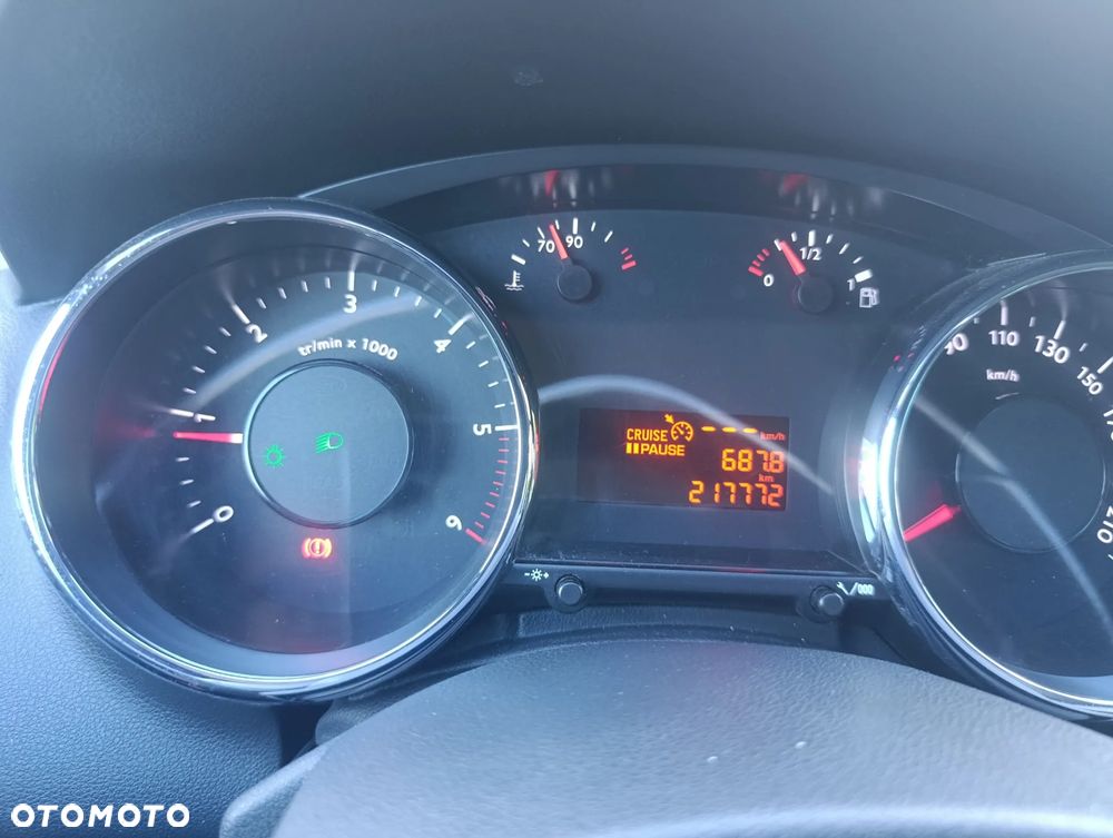 Peugeot 3008 HDi FAP 150 Active - 4