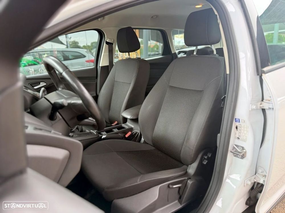 Ford Focus SW 1.5 TDCi Trend ECOnetic - 6