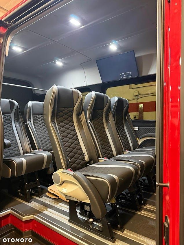 Mercedes-Benz Sprinter 4x4 Strażacki Pożarniczy, 9 osób - 14