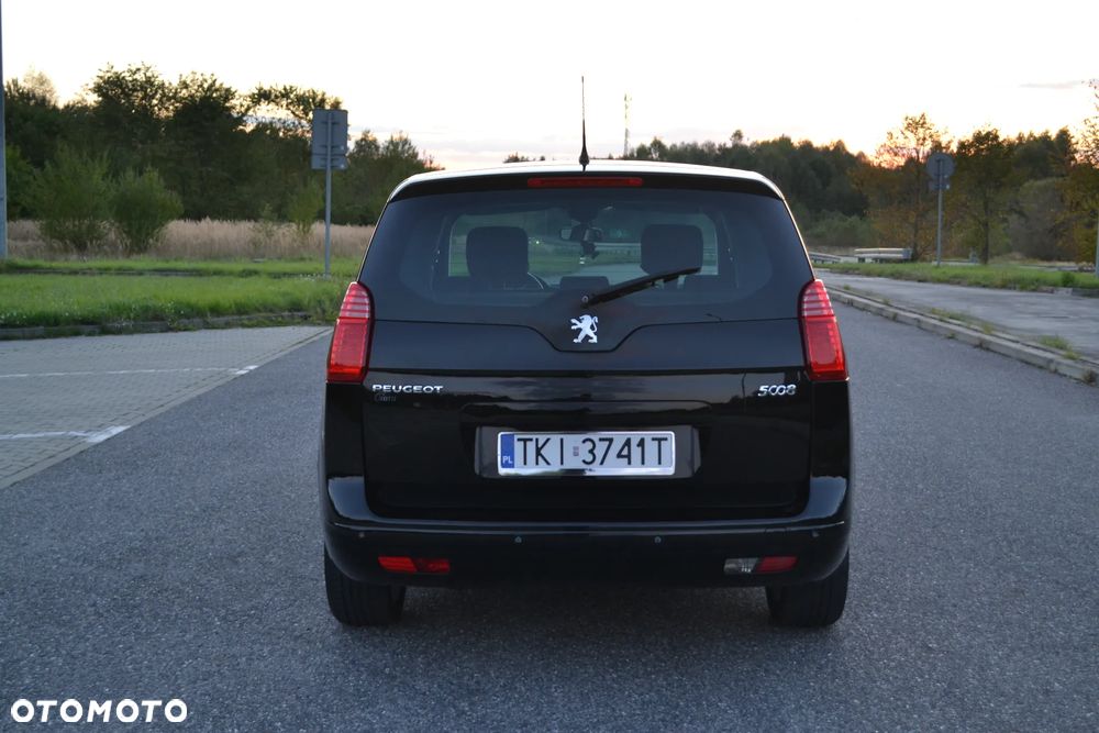 Peugeot 5008 - 6