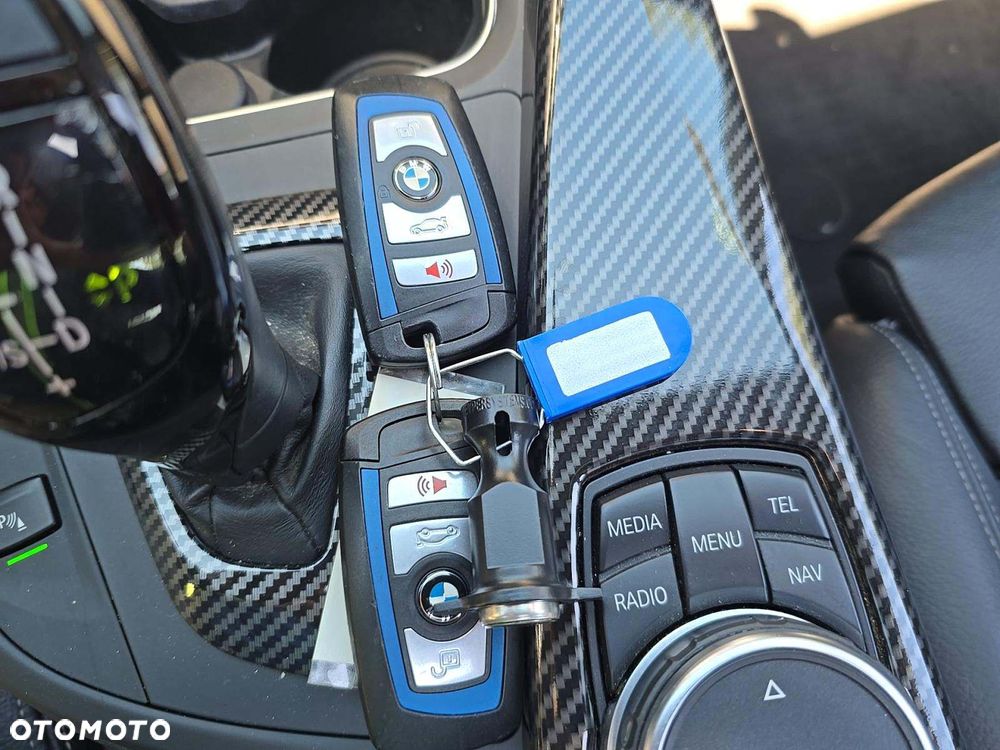 BMW Seria 3 328i Luxury Line - 6