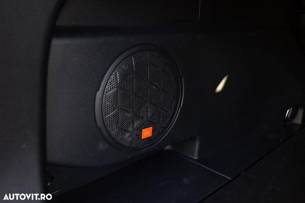 Toyota RAV4 2.5 VVT-iE 4x4 Luxury Premium - 19