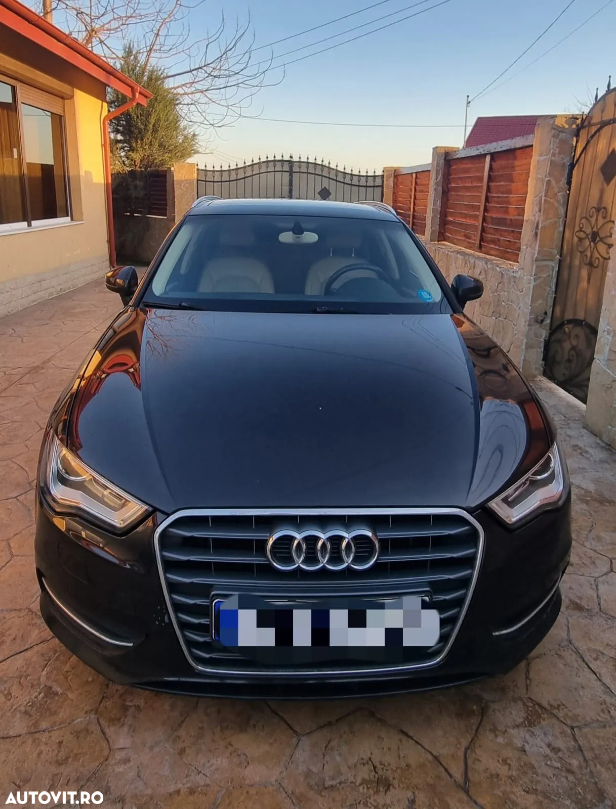 Audi A3 Sportback 1.4 TFSI Stronic Ambition - 2