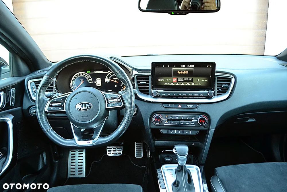 Kia ProCeed 1.5 T-GDI DCT7 OPF GT LINE - 22