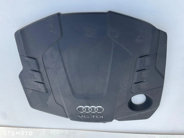 Osłona pokrywa silnika 059103925CL AUDI CRT 3.0 TDI