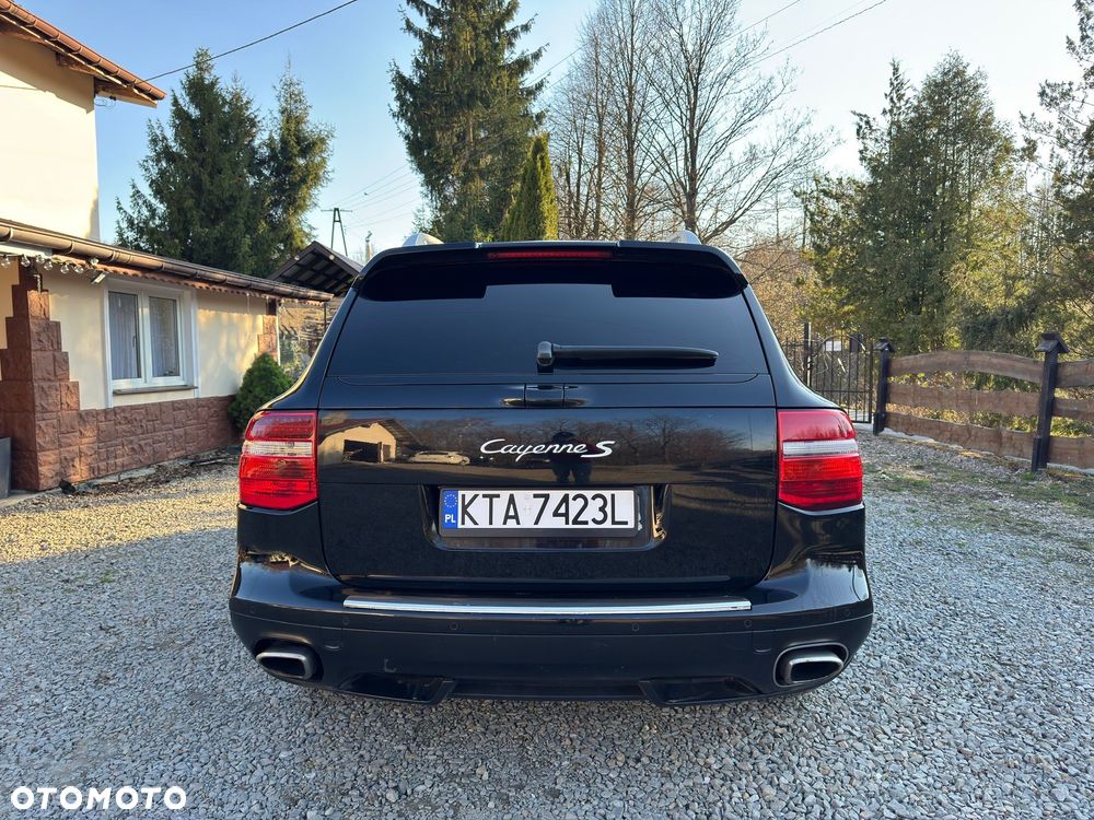 Porsche Cayenne - 3