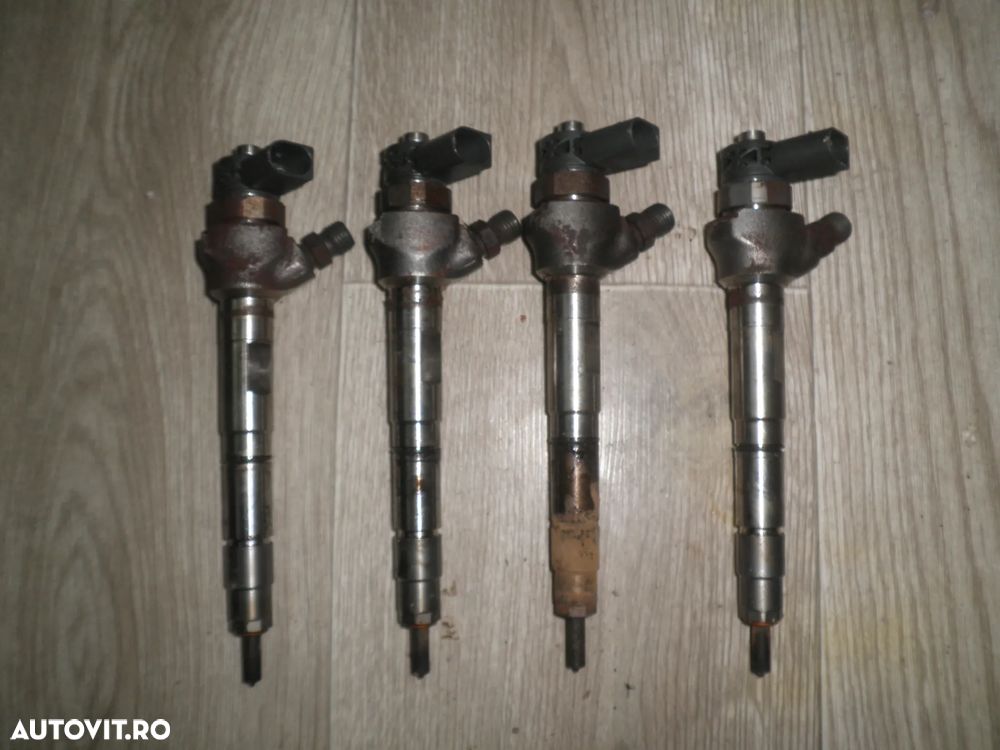 Injectoare Audi A6 C7, A4 B9, Q3, 2.0 TDI 0445110471 - 2