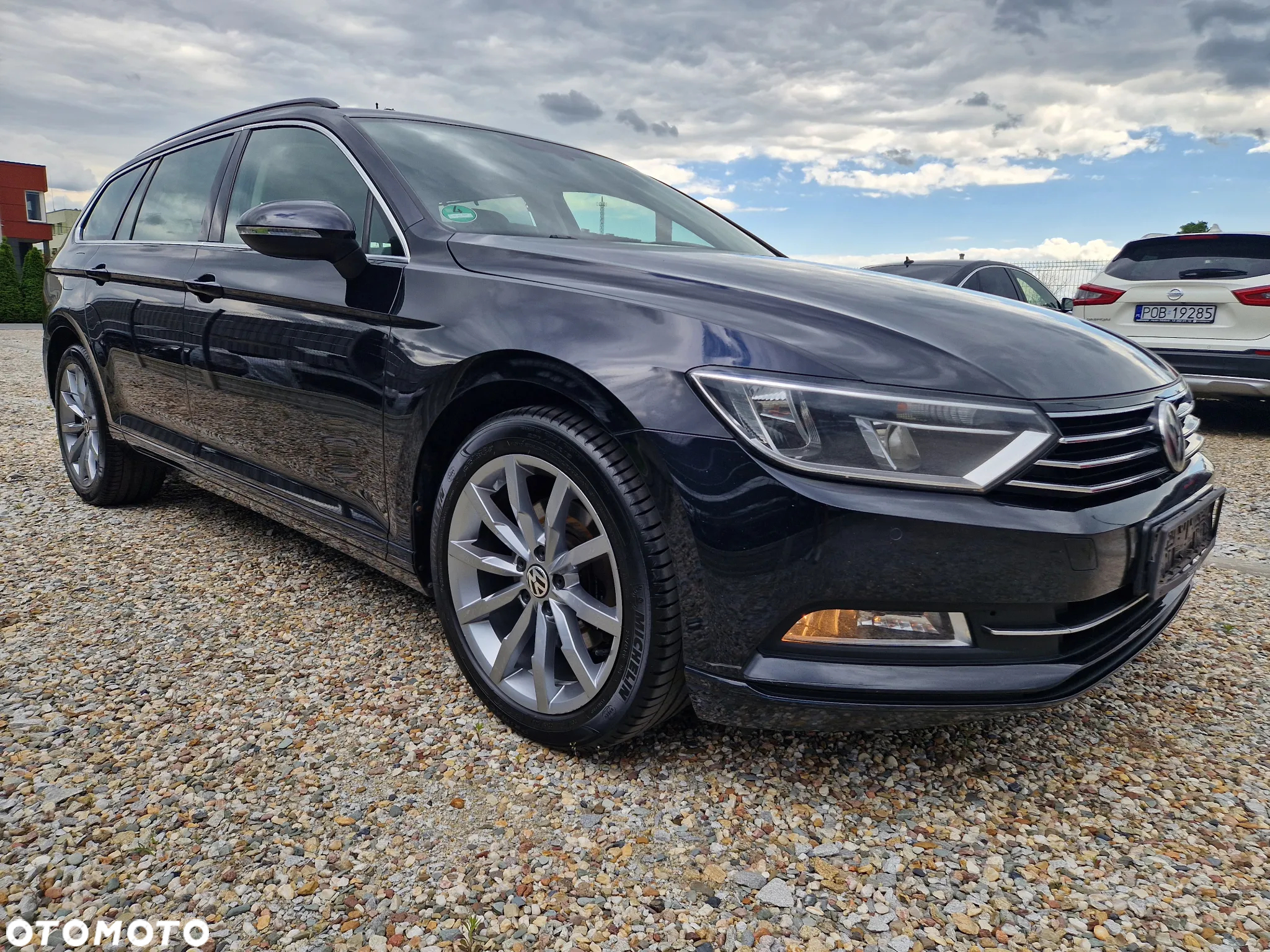 Volkswagen Passat 2.0 TDI BMT Trendline - 3