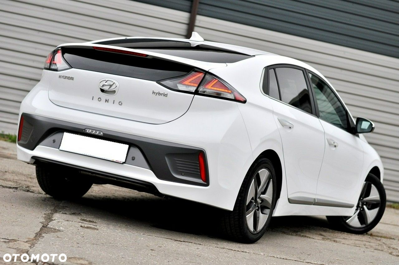 Hyundai IONIQ hybrid Premium - 3