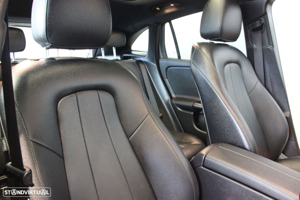 Mercedes-Benz GLA 250 e Progressive - 19