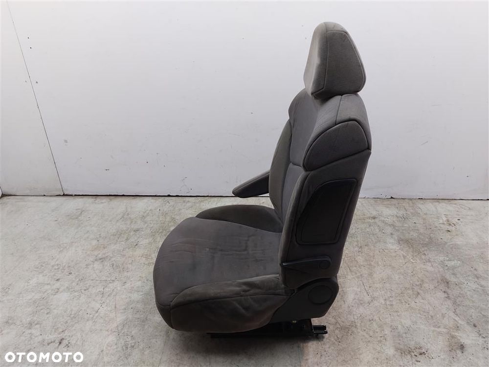 Fotel Przedni lewY KIEROWCY  Peugeot 807 2002–2014 - 9