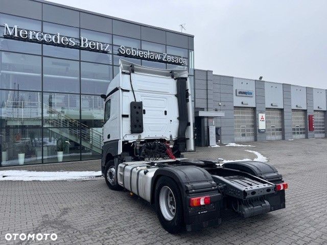 Mercedes-Benz actros - 4