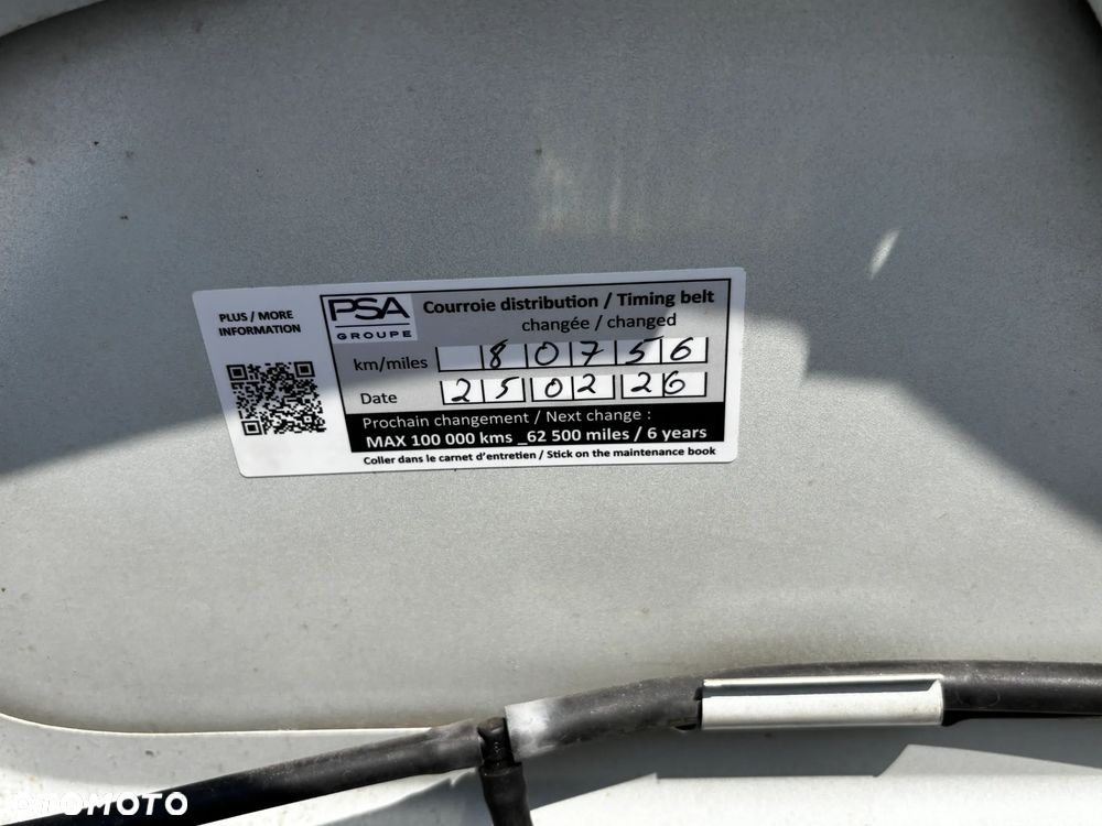 Citroën C3 1.2 PureTech Exclusive - 23