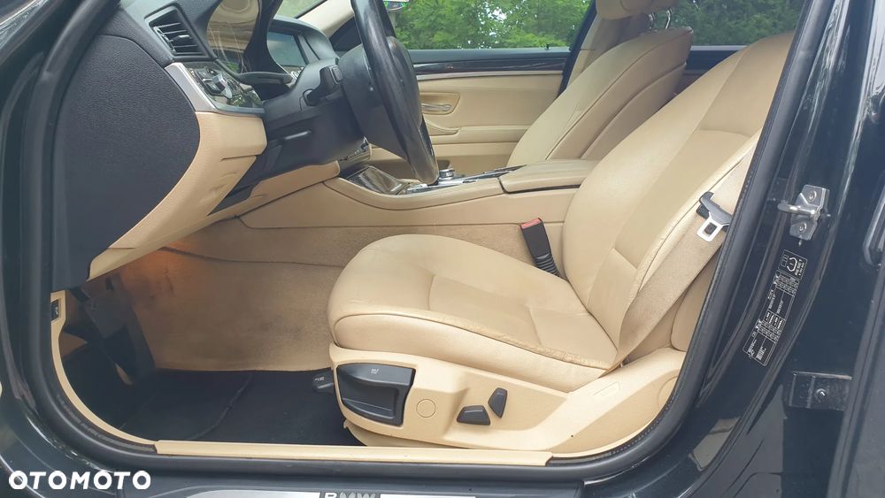 BMW Seria 5 530d - 23