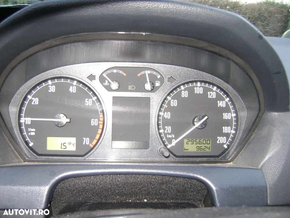 Skoda Fabia Sedan 1.4 Comfort Aut. - 13
