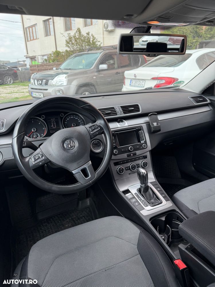 Volkswagen Passat 2.0 TDI 4Motion DPF DSG Comfortline - 5