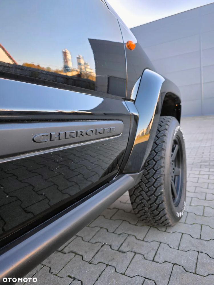 Jeep Cherokee 2.8 CRD Limited - 26