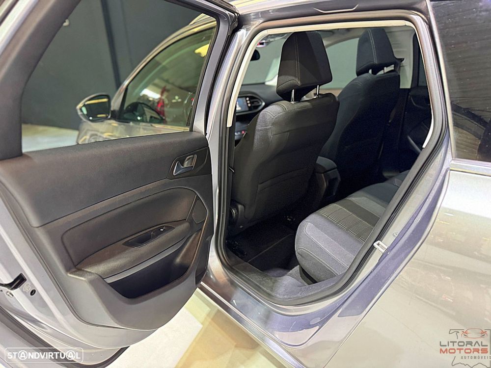 Peugeot 308 SW 1.6 BlueHDi Allure - 15