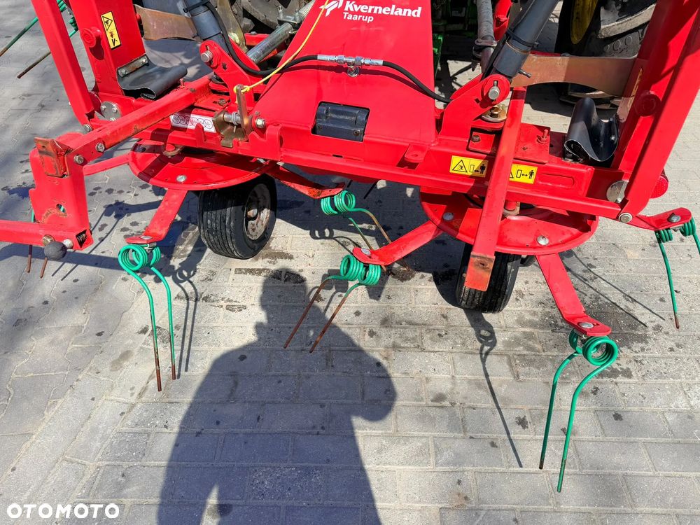 Kverneland Taarup 8460 - 4