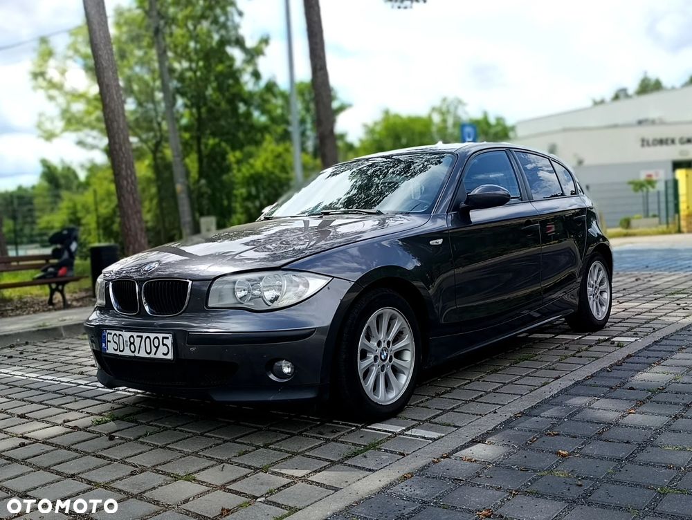 BMW Seria 1 118d DPF - 1