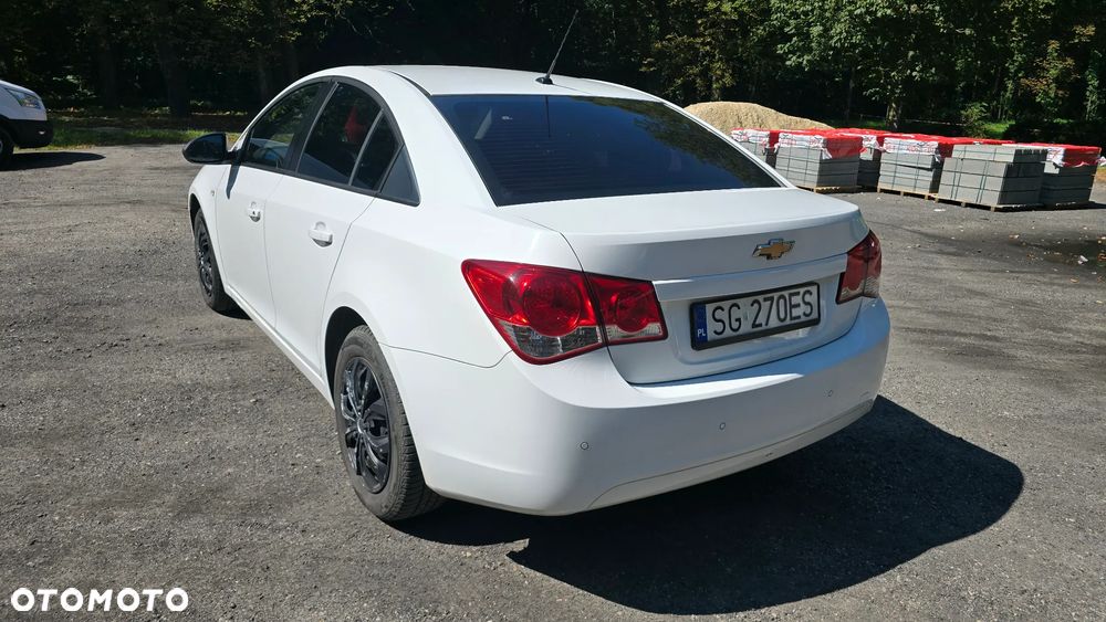 Chevrolet Cruze 2.0 VDCi LS+ - 8