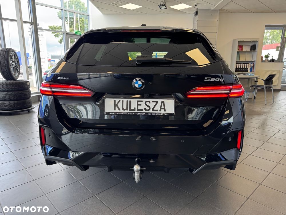 BMW Seria 5 520d xDrive - 8