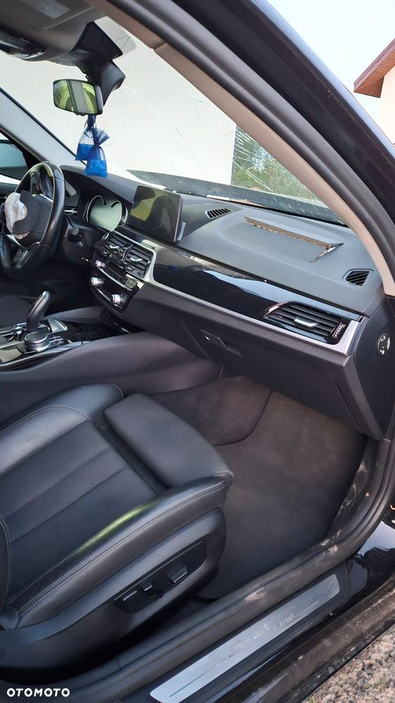 BMW Seria 5 - 24