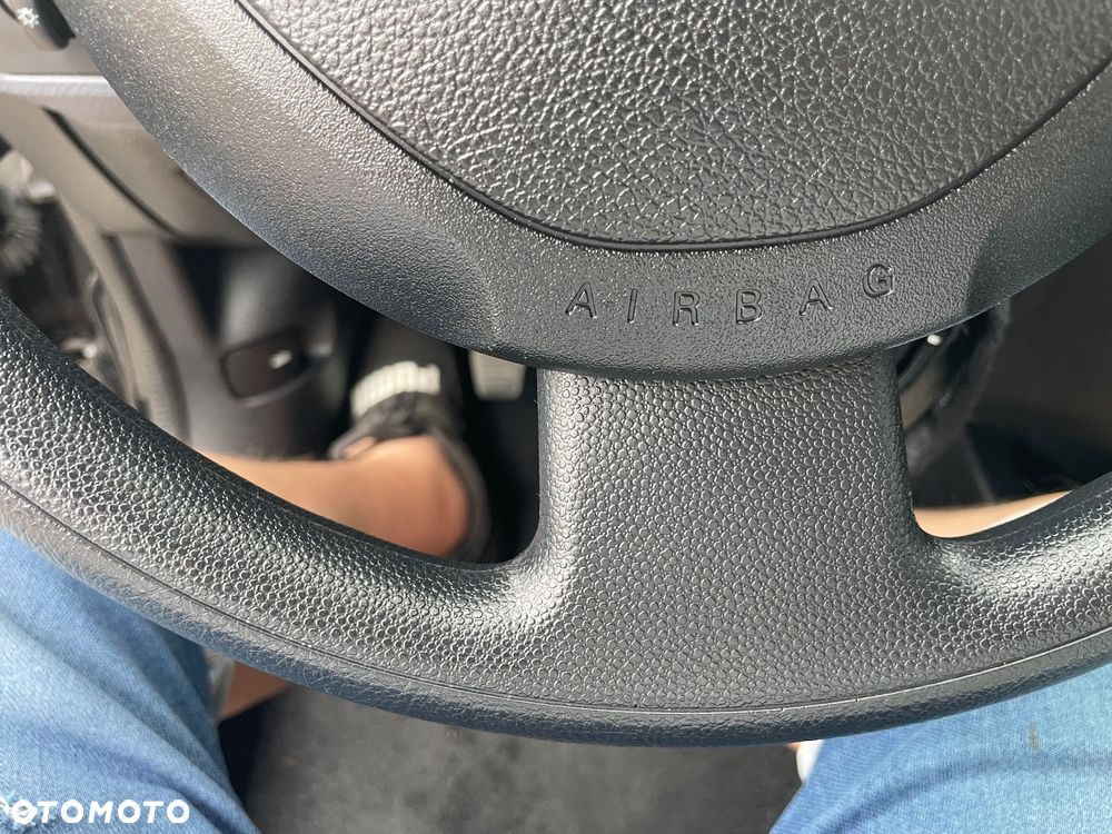 Ford Fiesta 1.3 Ambiente - 18