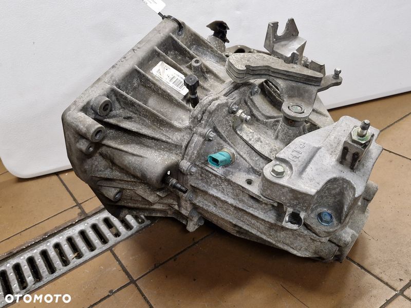 NISSAN JUKE F15 I 1 LIFT 1.2 DIG-T SKRZYNIA BIEGÓW MANUAL 6B TL4143 - 9