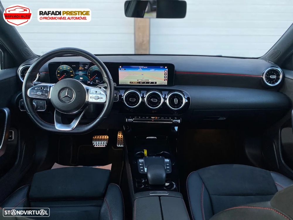 Mercedes-Benz A 250 e 8G-DCT AMG Line - 14