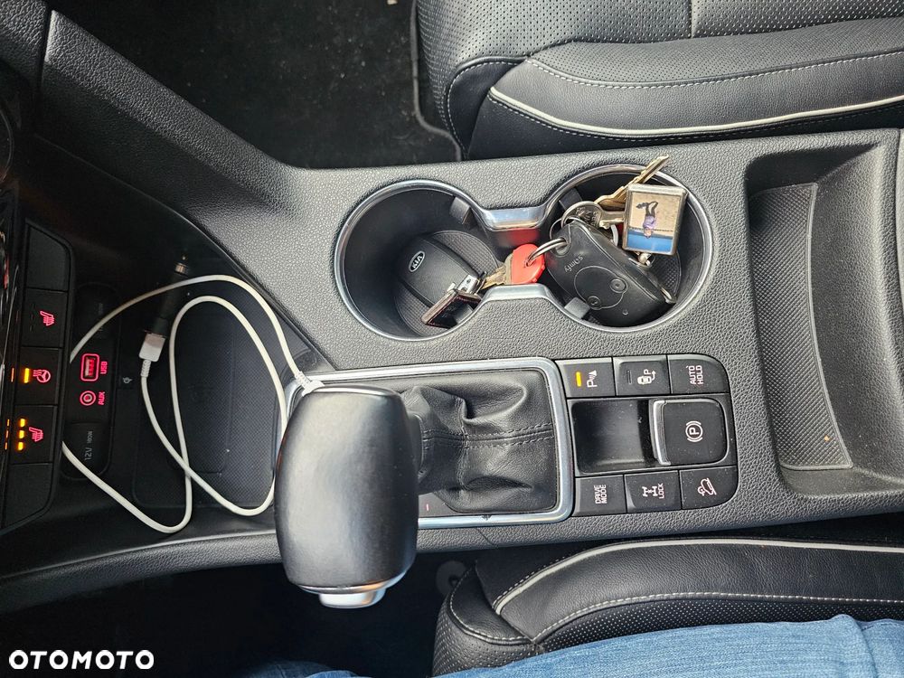 Kia Sportage 2.0 CRDI Business Line 4WD - 23