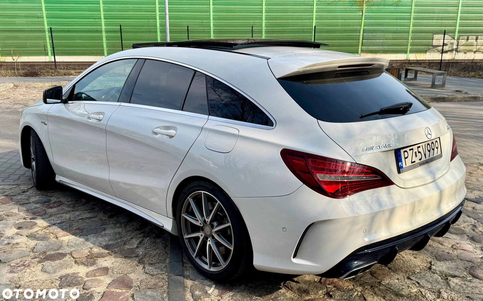 Mercedes-Benz CLA AMG 45 4-Matic - 10