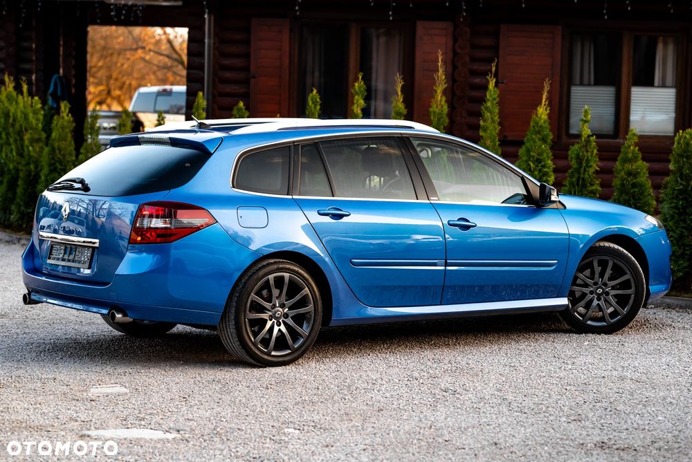 Renault Laguna dCi 180 FAP GT - 14