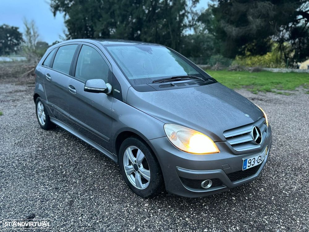Mercedes-Benz B 150 Standard - 2