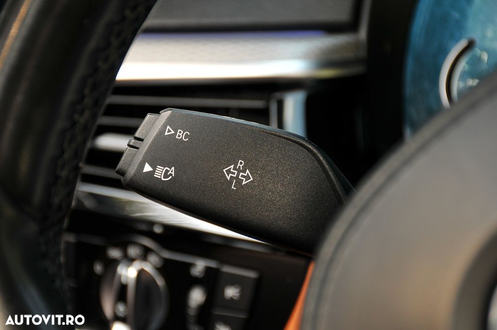 BMW Seria 5 520d xDrive Aut. M Sport Edition - 36