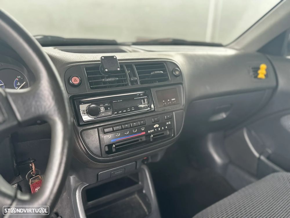 Honda Civic 1.4i S - 6