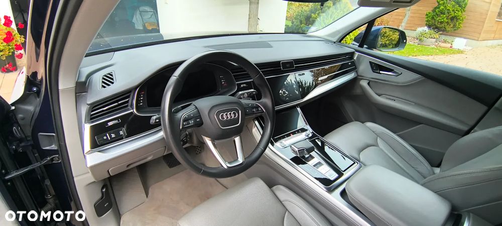 Audi Q7 - 3