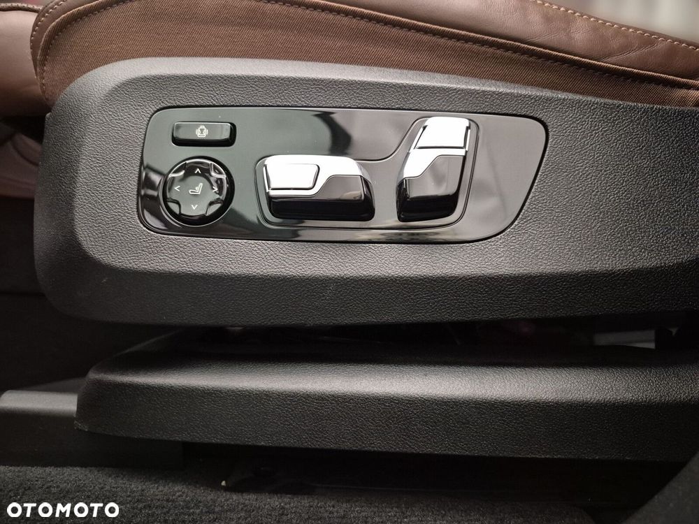 BMW X7 M50d sport - 27