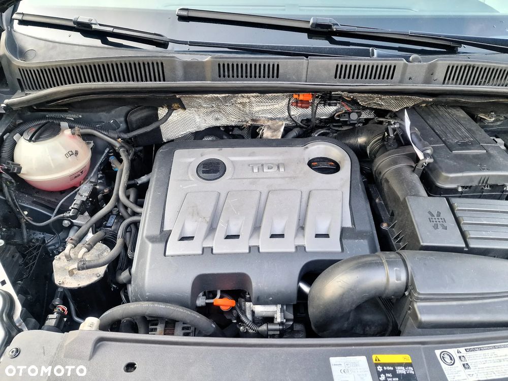 Seat Alhambra 2.0 TDI Reference DSG - 19