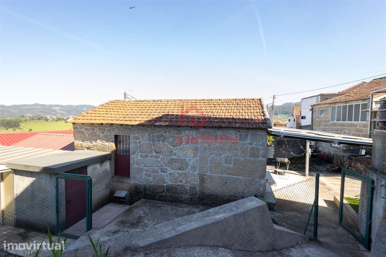 Moradia T1 para Restauro em Roriz, Santo Tirso - Grande imagem: 2/5