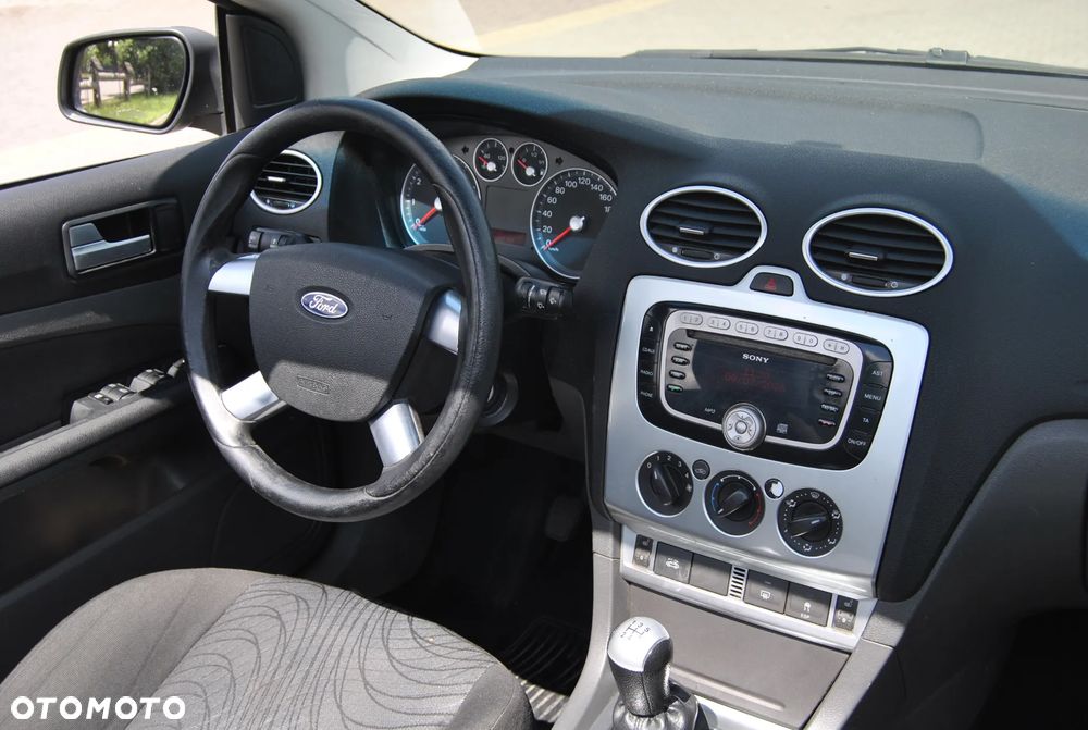 Ford Focus CC 1.6 Sport - 9