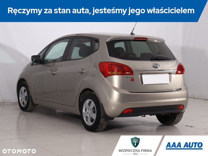Kia Venga - 6