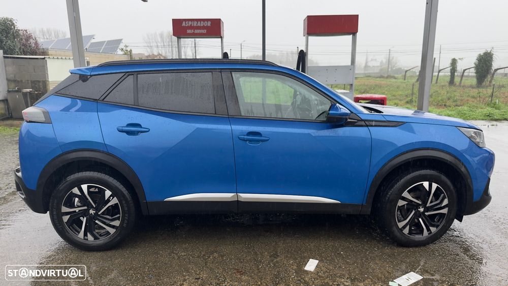 Peugeot 2008 1.2 PureTech Allure Pack - 4